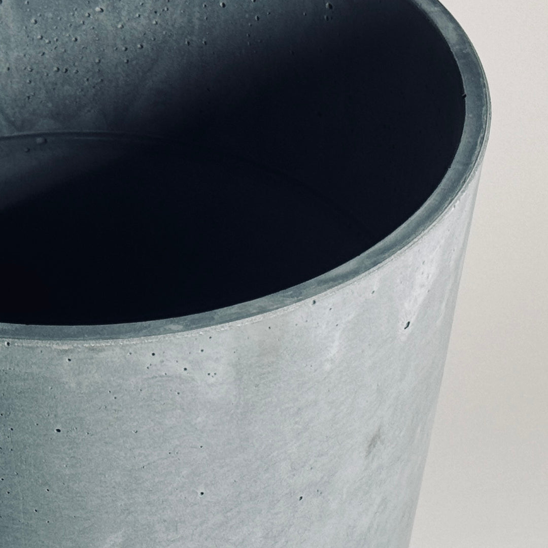 Designing with Raw Concrete in Minimalist Interiors