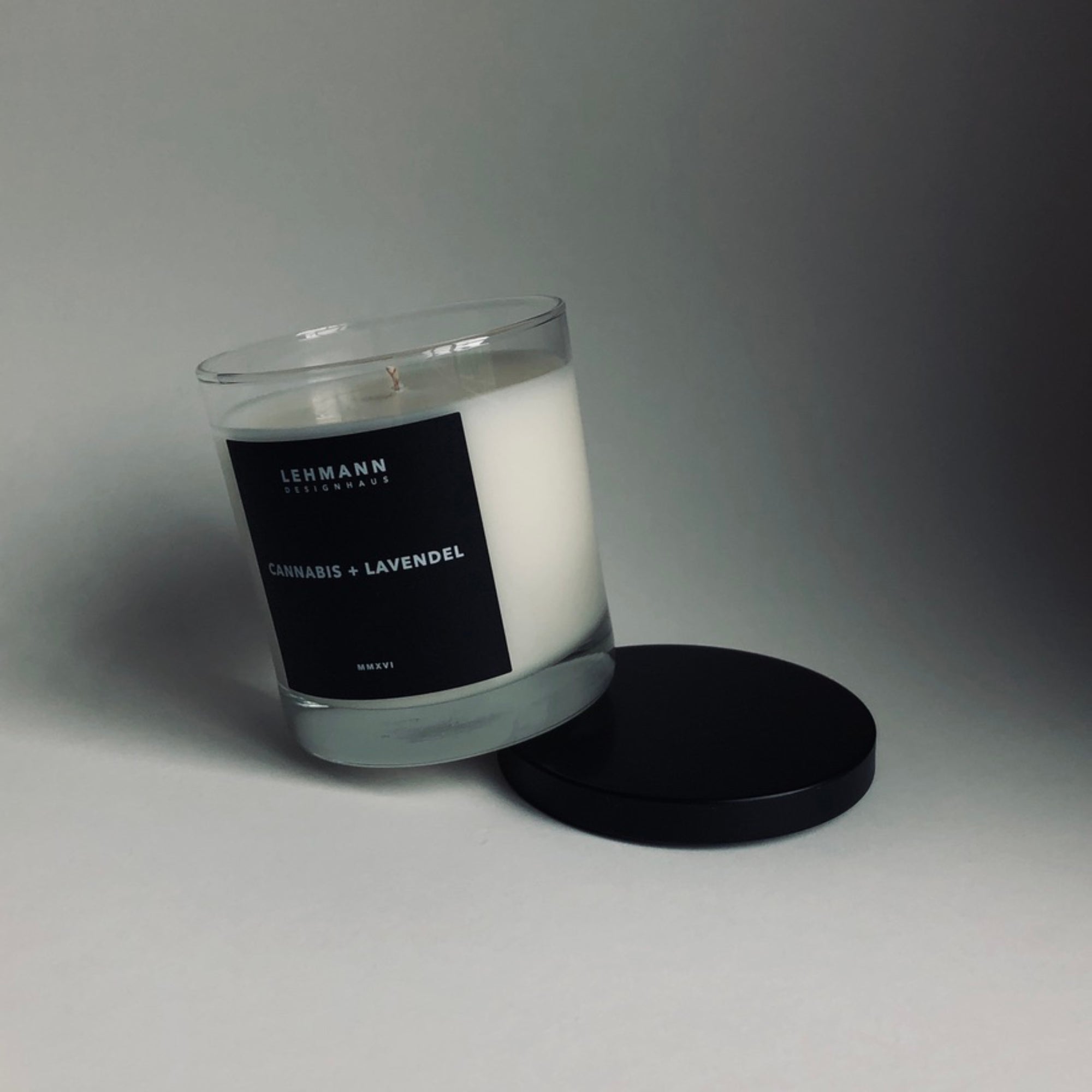 Cannabis + Lavendel 227g Candle